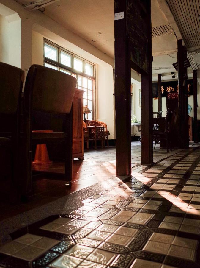 Neat Hostel Tainan Zewnętrze zdjęcie
