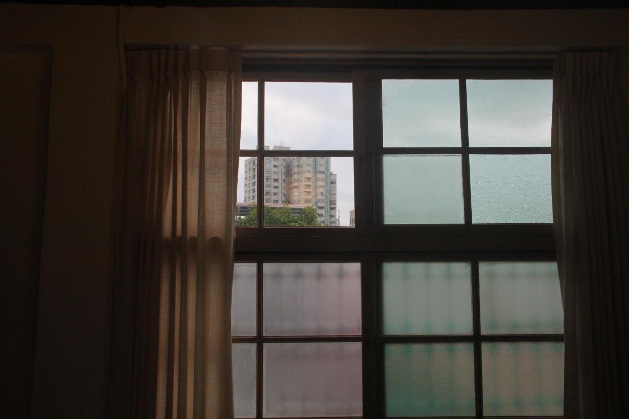 Neat Hostel Tainan Zewnętrze zdjęcie