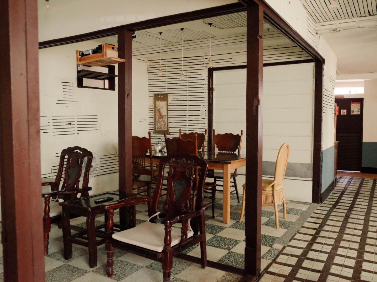 Neat Hostel Tainan Zewnętrze zdjęcie