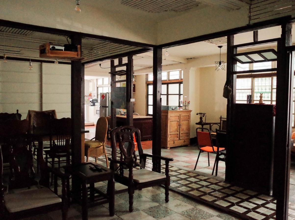 Neat Hostel Tainan Zewnętrze zdjęcie