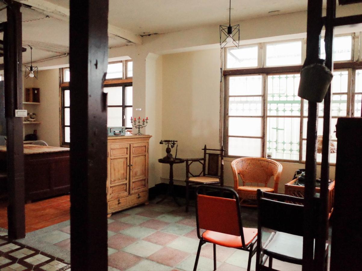 Neat Hostel Tainan Zewnętrze zdjęcie